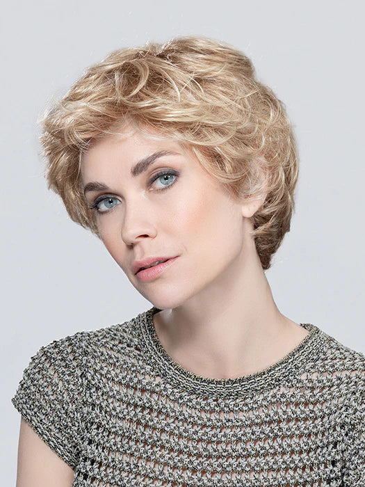Alexis Deluxe
